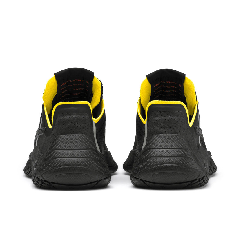 Replicat-X Pirelli Motorsport foto 4